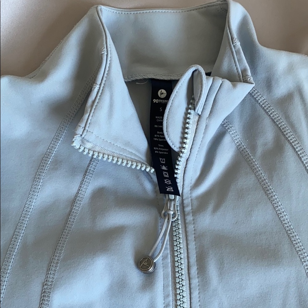 Bundle - Picture 4 of 4